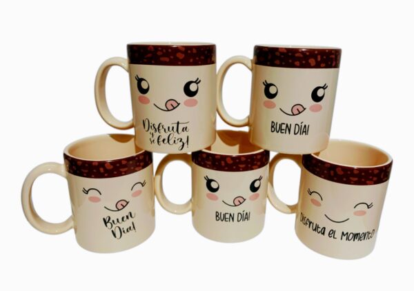 Taza beige choco crocante +cuchara