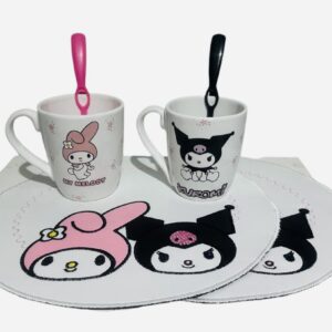 PACK X 10 -Set Mantel+taza +cuchara Capibara- Kuromi-My Melody