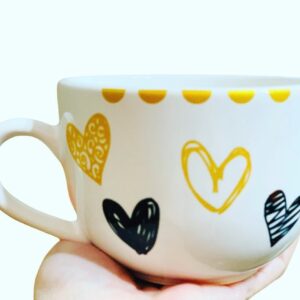 Tazon corazones negro y oro gold + guarda